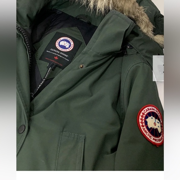 Canada Goose Jackets & Blazers - Canada Goose women’s jacket